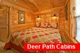 Honeymoon cabin with private king bedroom