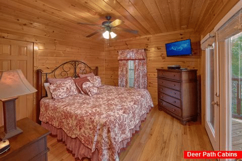 4 Bedroom Cabin with 4 Luxurious King Beds - Fleur De Lis