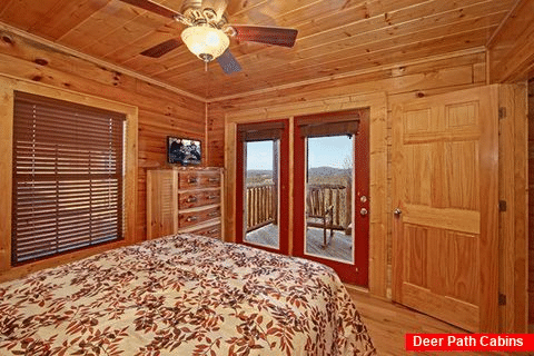 Bedroom with Access to Deck - Shakonohey