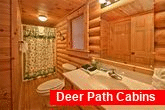 Luxurious 2 Bedroom Cabin with 2 Baths 