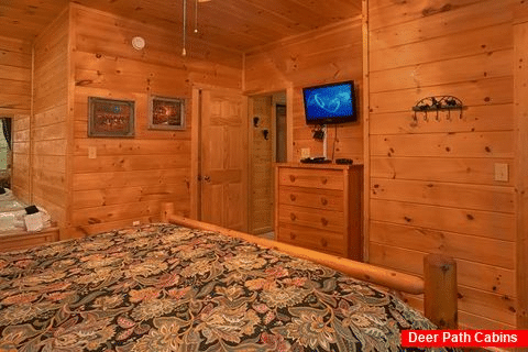 Cabin with 2 King Beds and Jacuzzi Tubs - Simply Irresistible