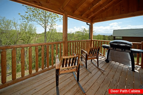 Smoky Mountain Cabin Rental with Grill - Southern Style