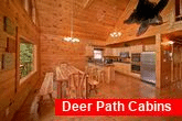 7 bedroom cabin with large dining area