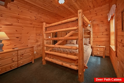 7 bedroom cabin that sleeps 22 - Timber Lodge