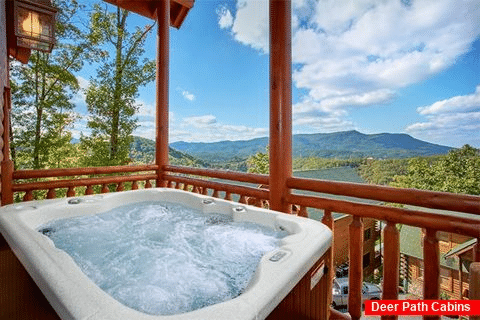 Luxurious Cabin with pool, Game Room & Hot Tub - The Preserve