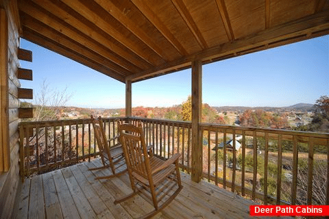 Pigeon Forge Cabin in Arrowhead Resort with View - A Romantic Journey