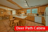 3 bedroom cabin rental with pool table