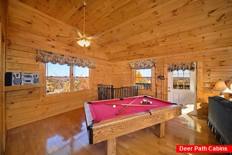 1 Bedroom Honey Moon Cabin with Pool Table - A Romantic Journey