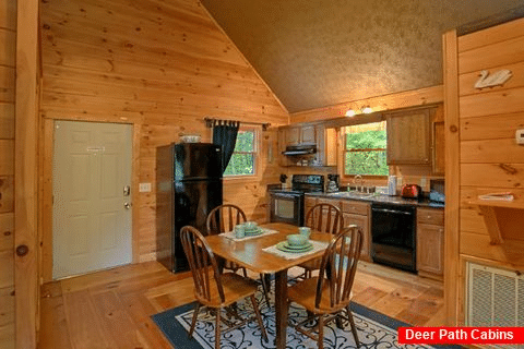 Honeymoon Cabin for 2 with Dining Table - Passion Pointe
