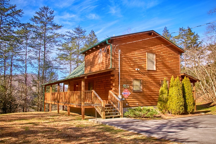 Knotty and Nice Cabin Rental Photo
