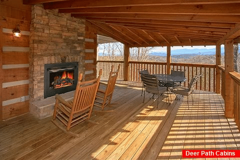 2 Bedroom Premium Cabin with Outdoor Fireplace - Altitude Adjustment