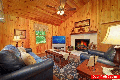 Luxury 1 Bedrom Cabin located in Pigeon Forge - Enchanted Evenings