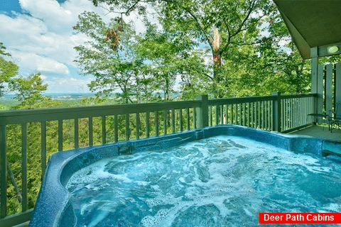 1 Bedroom Cabin with Hot tub, View and Deck - Romantic Evenings