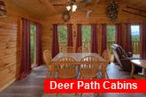 Cabin with 2 Bedrooms and Dining Room for 6