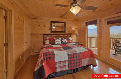 Premium 5 bedroom cabin with King Bedroom - A Spectacular View to Remember