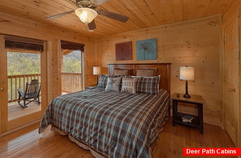 Premium Gatlinburg Cabin with King Master Suite - A Spectacular View to Remember