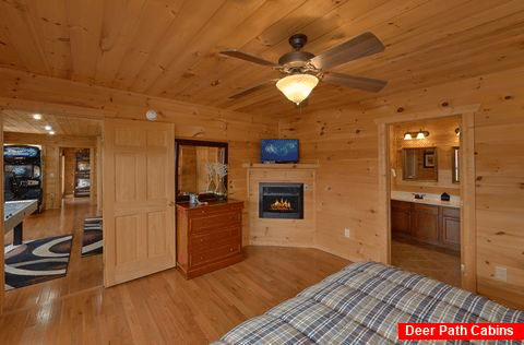 Premium Gatlinburg Cabin with 4 Master Suites - A Spectacular View to Remember