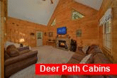 2 Bedroom Cabin with Fireplace and Sleeper Sofa