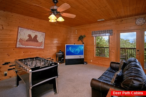 Luxury 3 Bedroom Cabin with Large Game Room - Lasting Impression