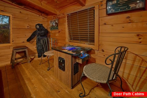 Arcade Game and Pool Table 2 Bedroom Cabin - The Waterlog